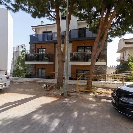 Petit Homes Ada Marina 1 *